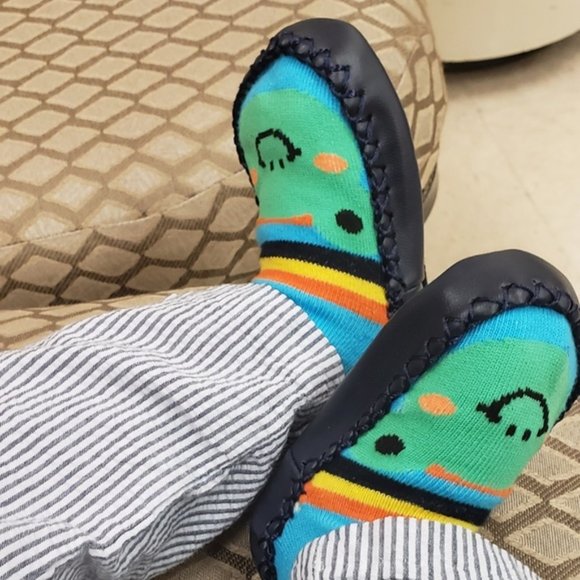 Baby Shoes Socks Animal Infant Sock Shoe Black New - Picture 2 of 16